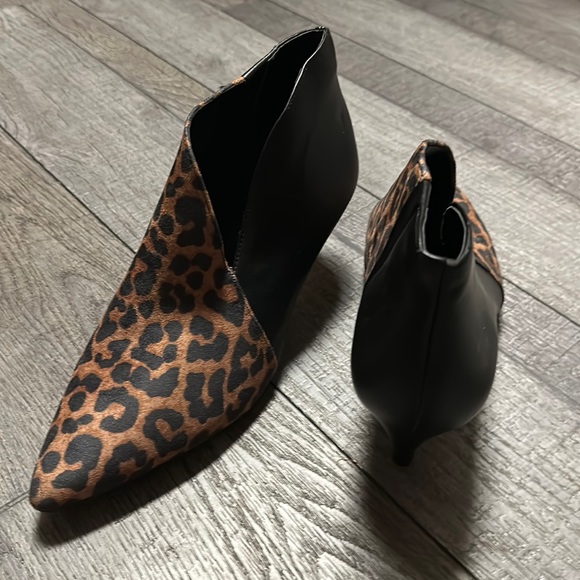 Boots - Picture 1 of 7